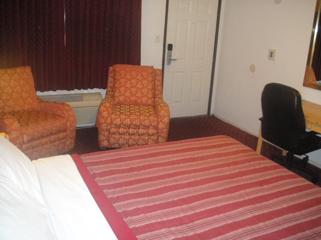 Muir Lodge Motel Martinez Quarto foto